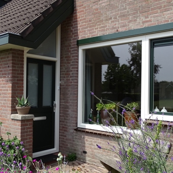 Kunststof kozijnen van Ploeg kozijnen in regio Nieuwkoop