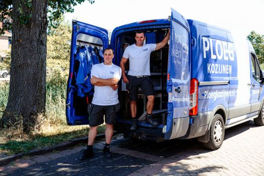 Monteren bij Ploeg kozijnen