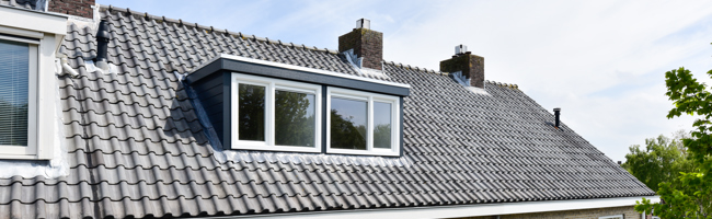 Kunststof dakkapel schoonmaken in 5 stappen