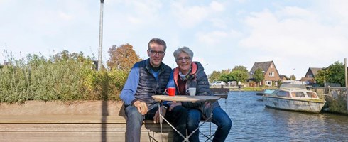 Ploeg directeur Frans Biemond geeft stokje over aan Ronald van den Ing