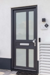 Antraciet kunststof voordeur